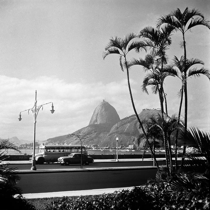 Bus on Copacabana,  1957